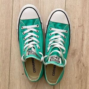 Teal turquoise converse women’s size 8